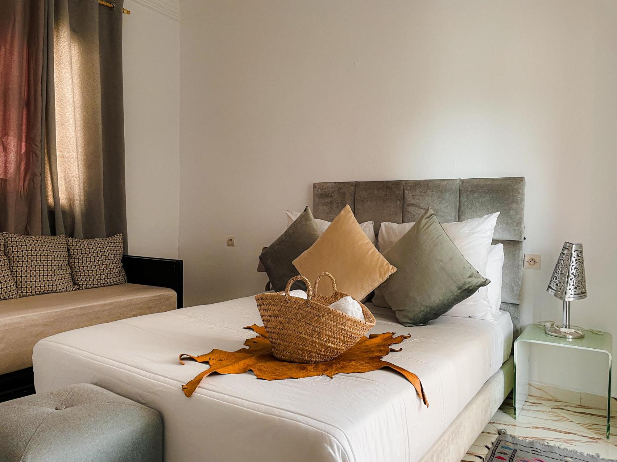 Hotel Princesse Ilham Chefchaouen Bagian luar foto