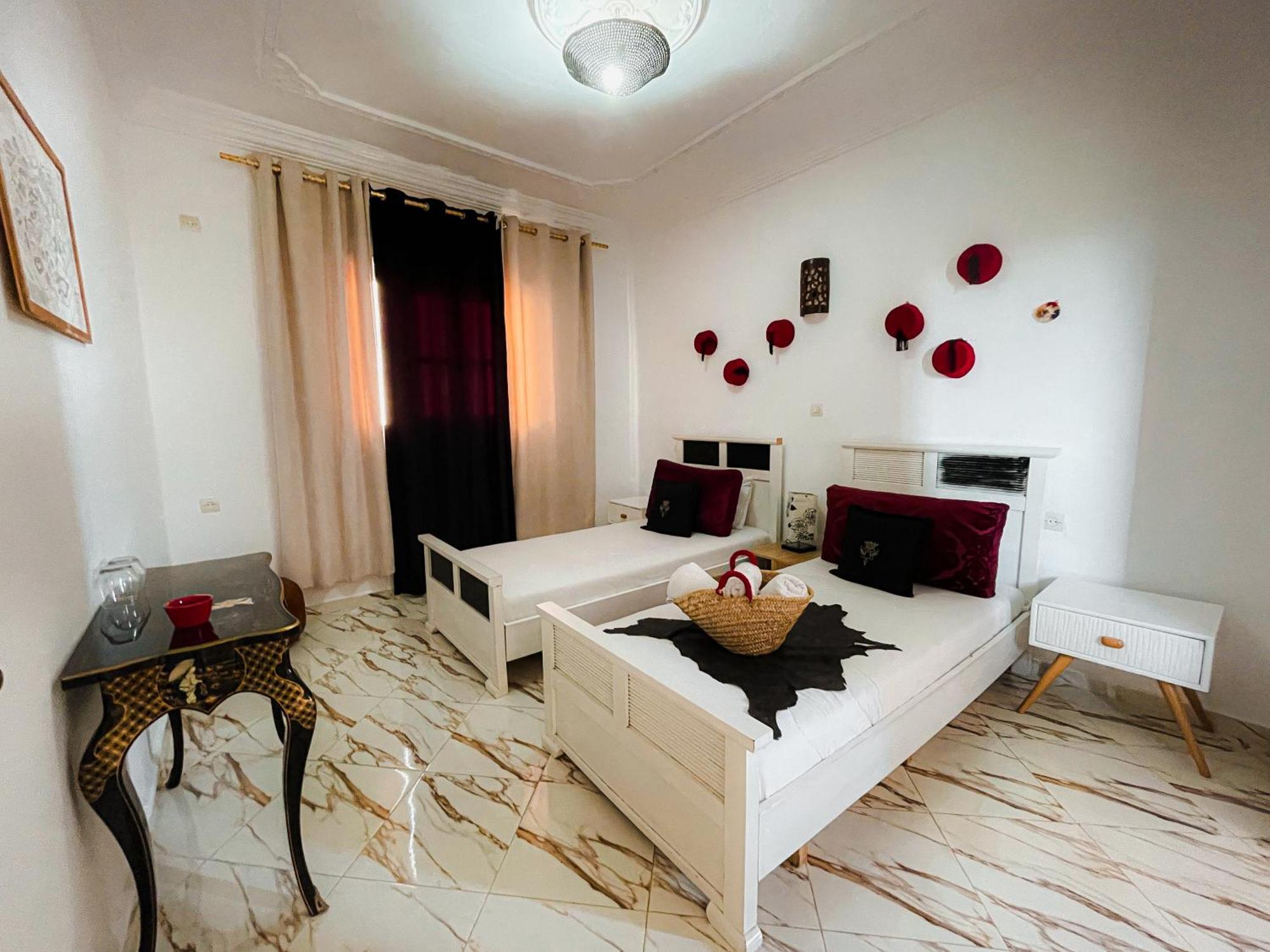 Hotel Princesse Ilham Chefchaouen Bagian luar foto